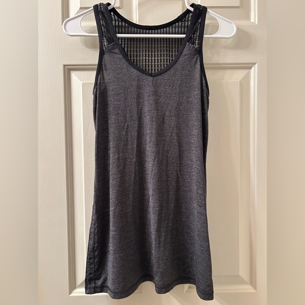 Lululemon Run: Tie And Fly Tank Size 4 Black Mesh Back Cinchable Long Length